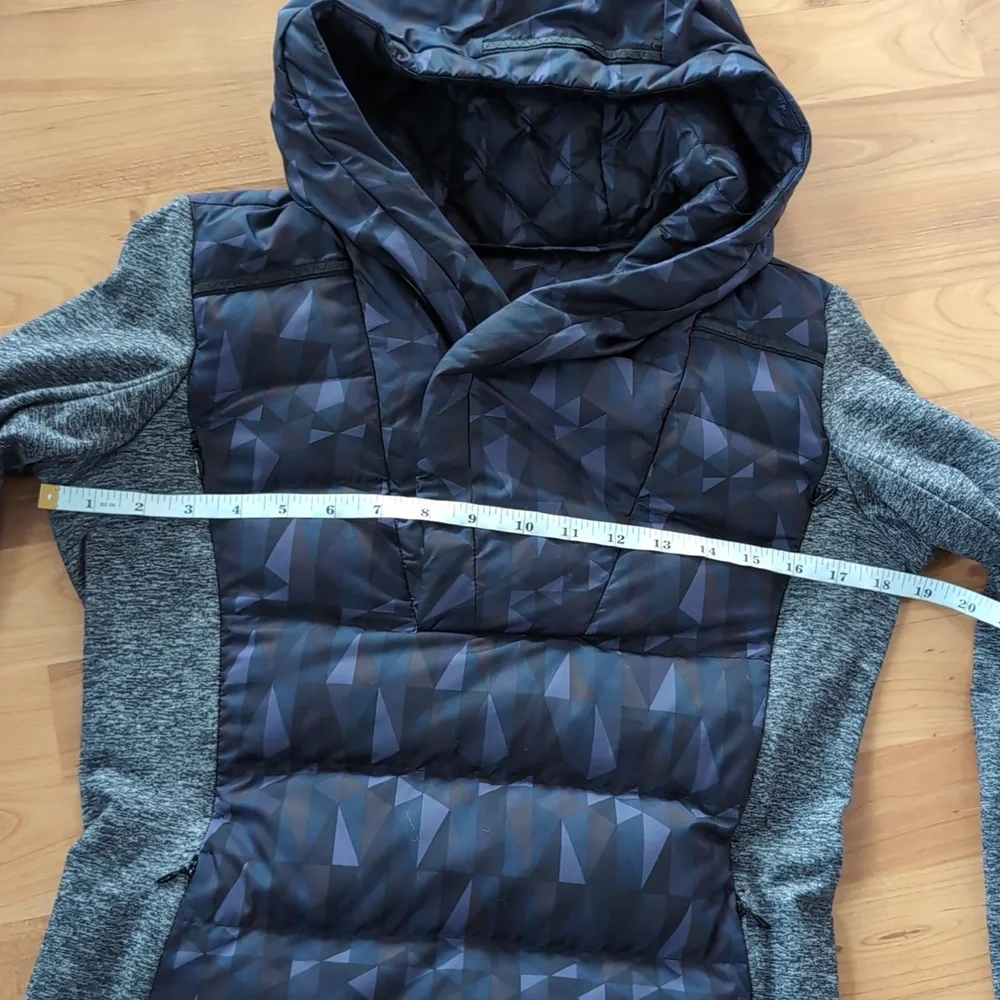Lululemon Fluff Off Pullover Down Puffer Hoodie 6 Stained Glass